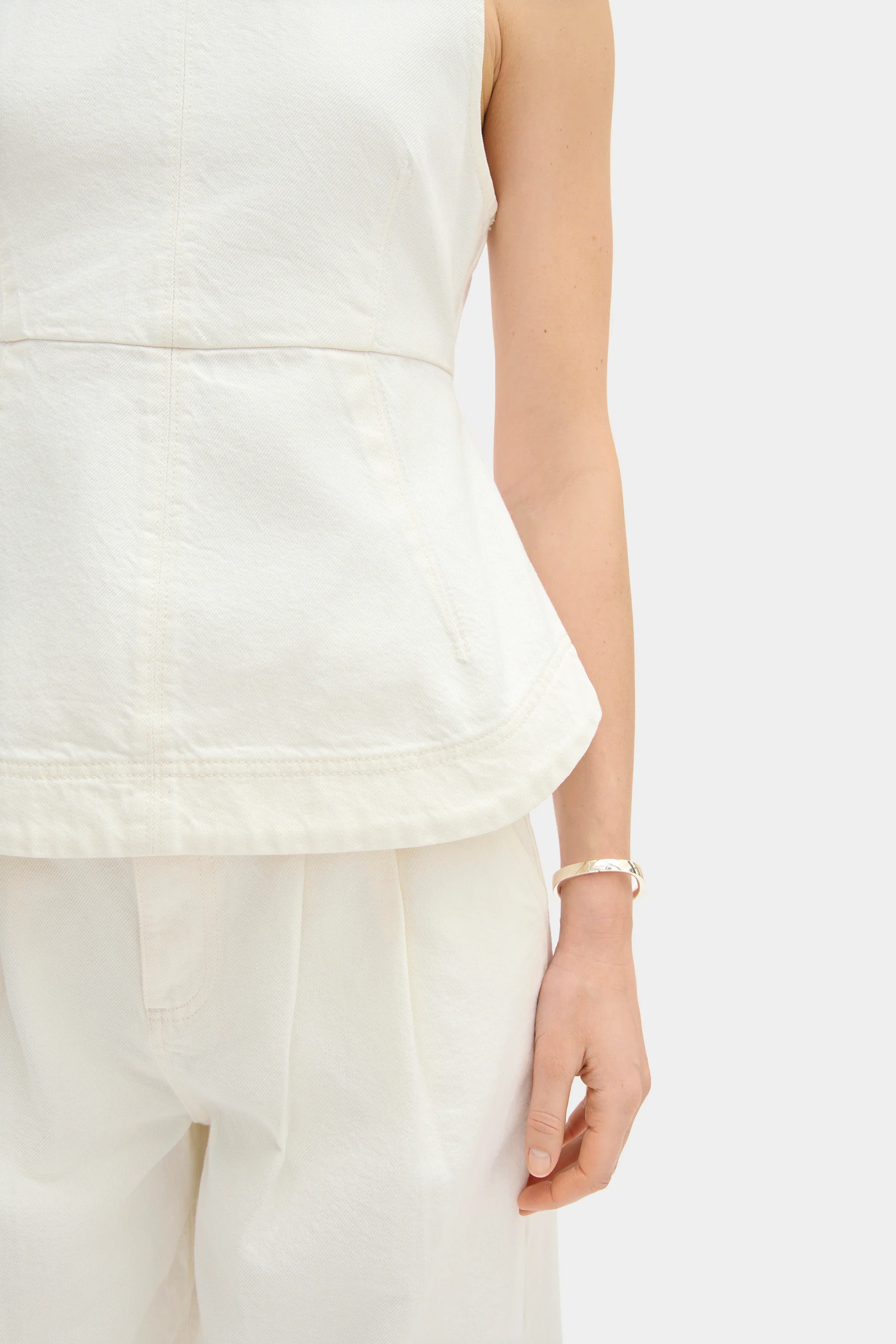 Chlo Sleeveless Peplum Denim Top - Image 4