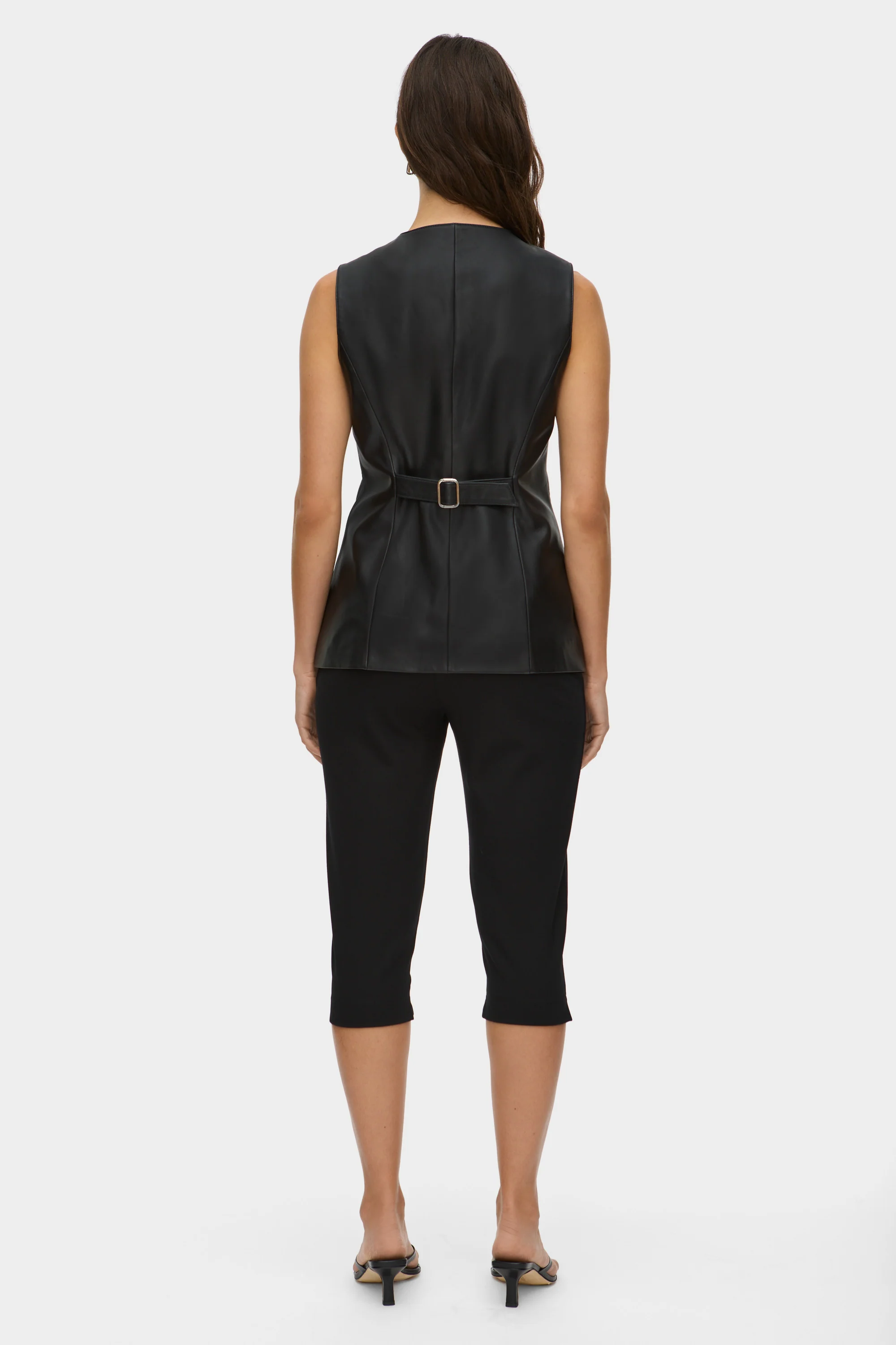 Leo Leather Waistcoat - Image 4