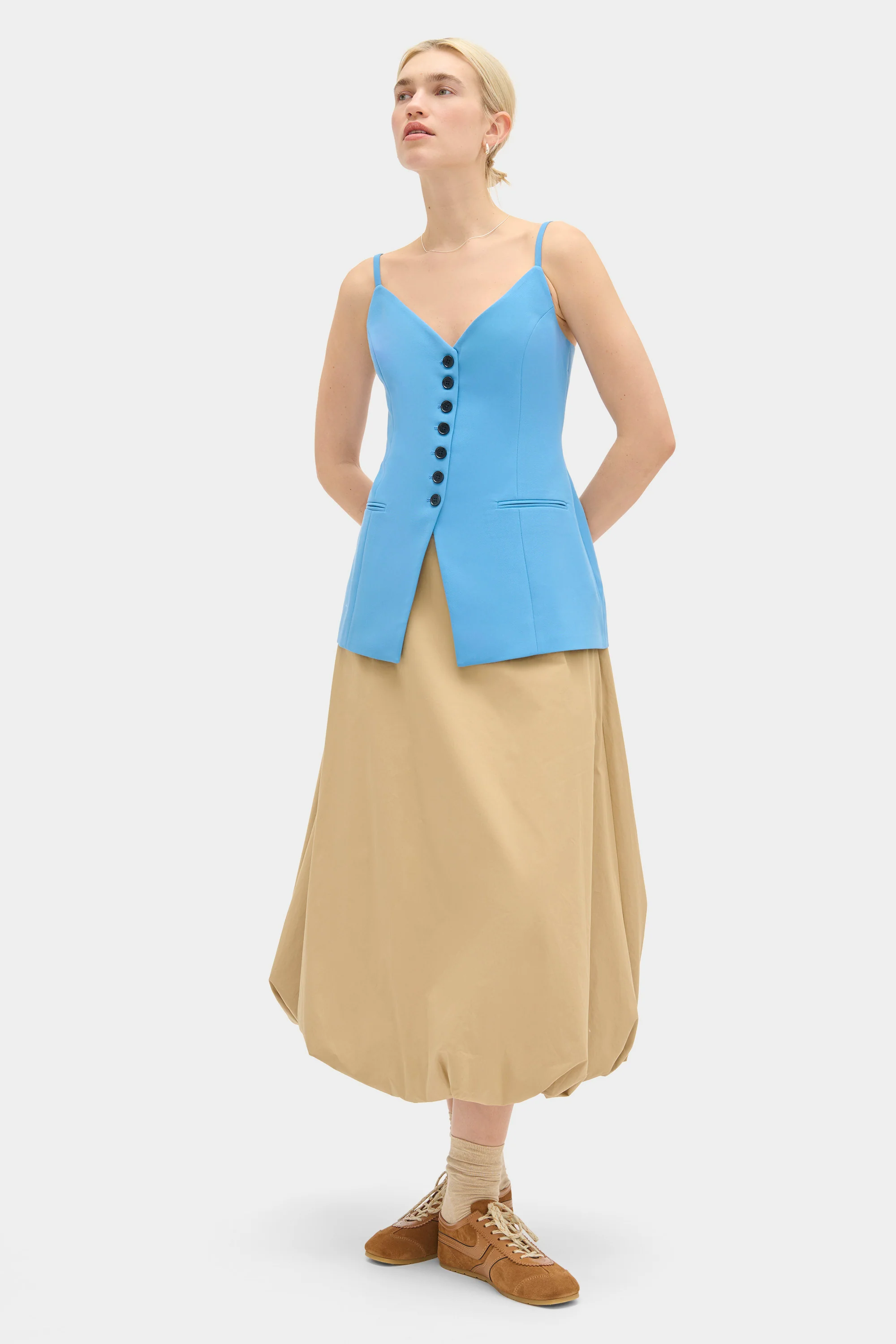 Manhattan V Neck Sleeveless Waistcoat - Image 2
