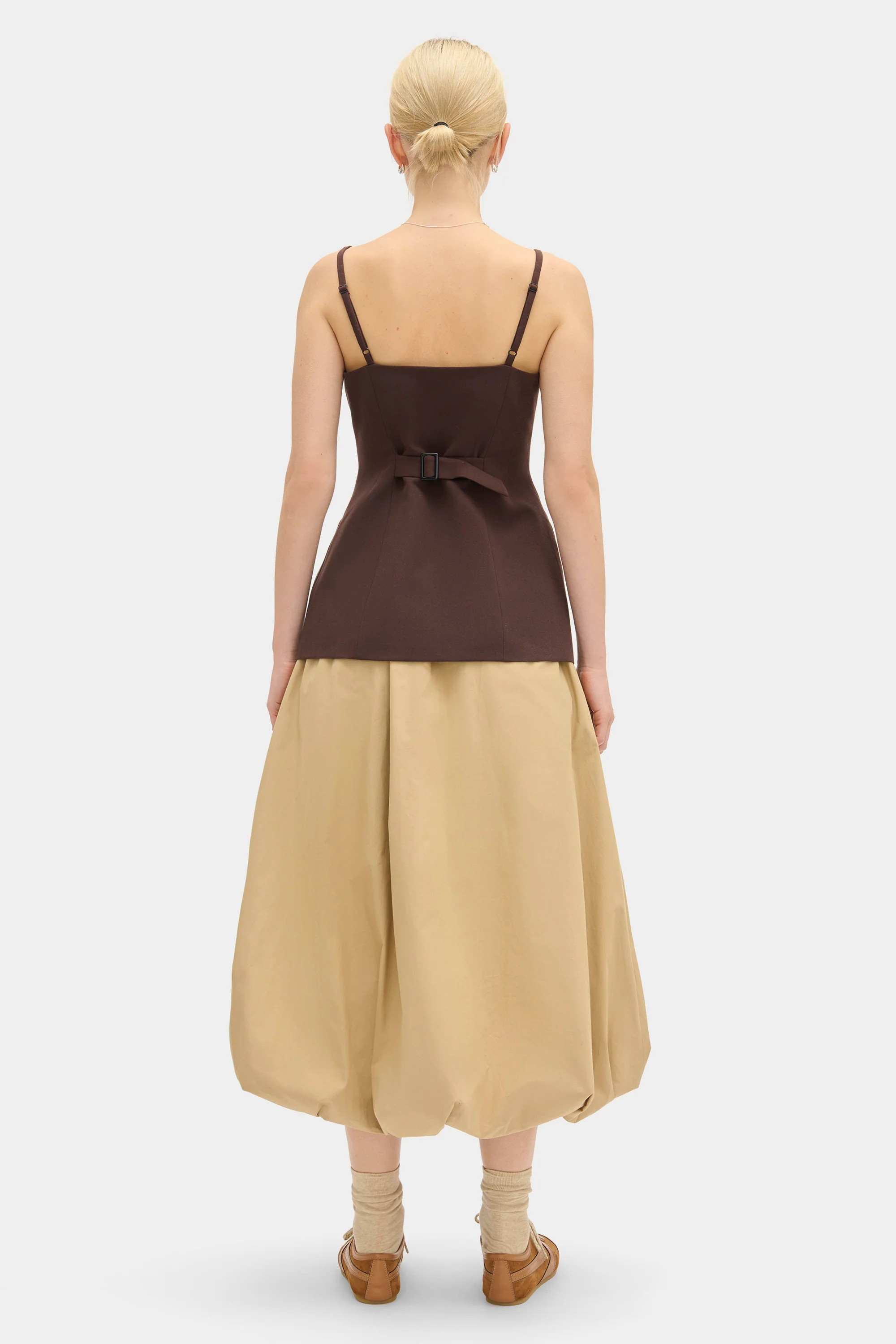 Manhattan V Neck Sleeveless Waistcoat - Image 4